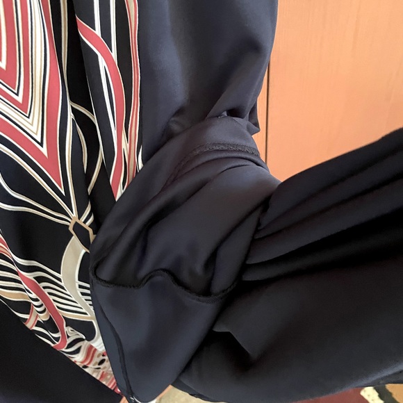 Cleo Size 14 Black with a multi coloured centre of dress. Midi length. - Picture 11 of 11